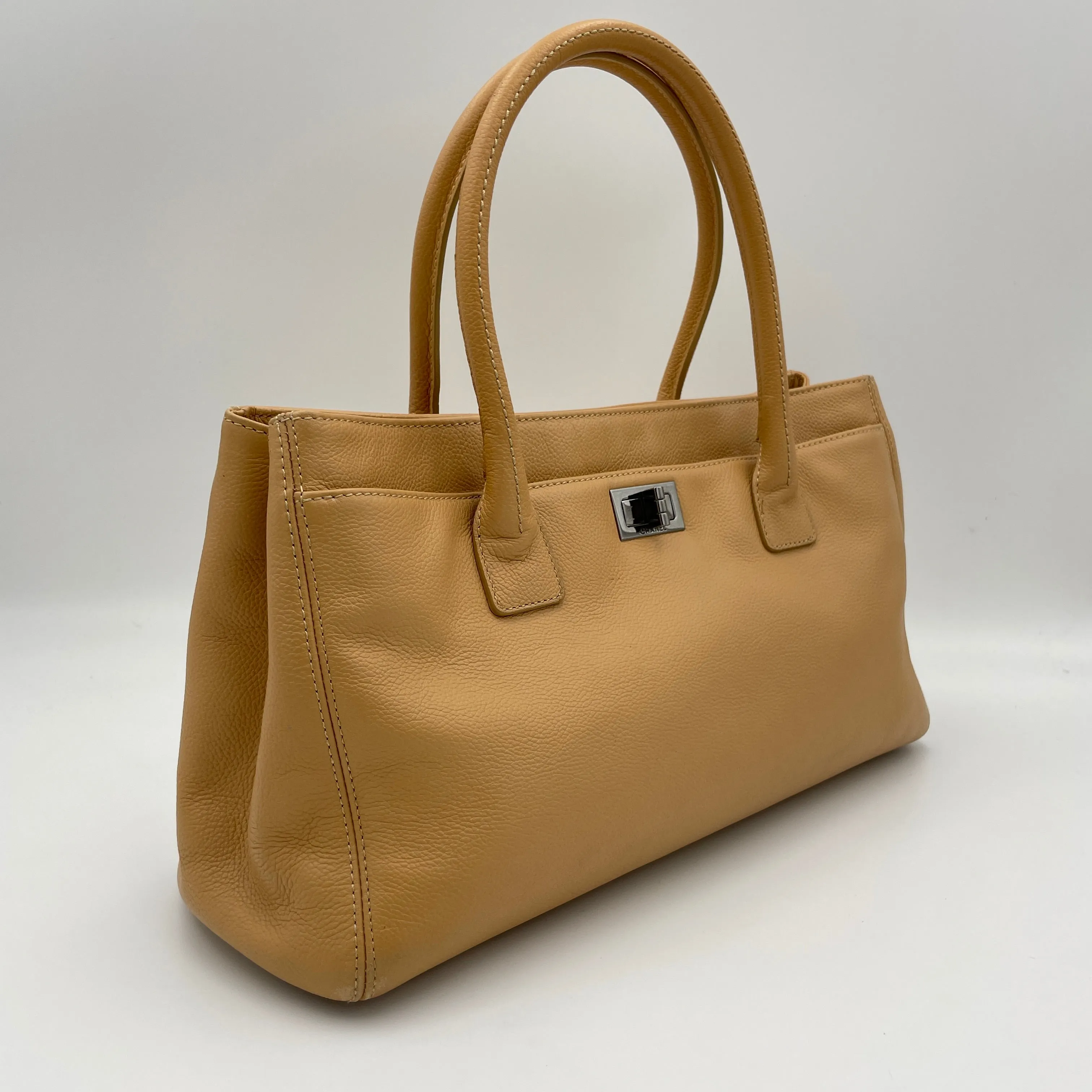 2.55 Beige Tote Bag in Calfskin, Silver hardware