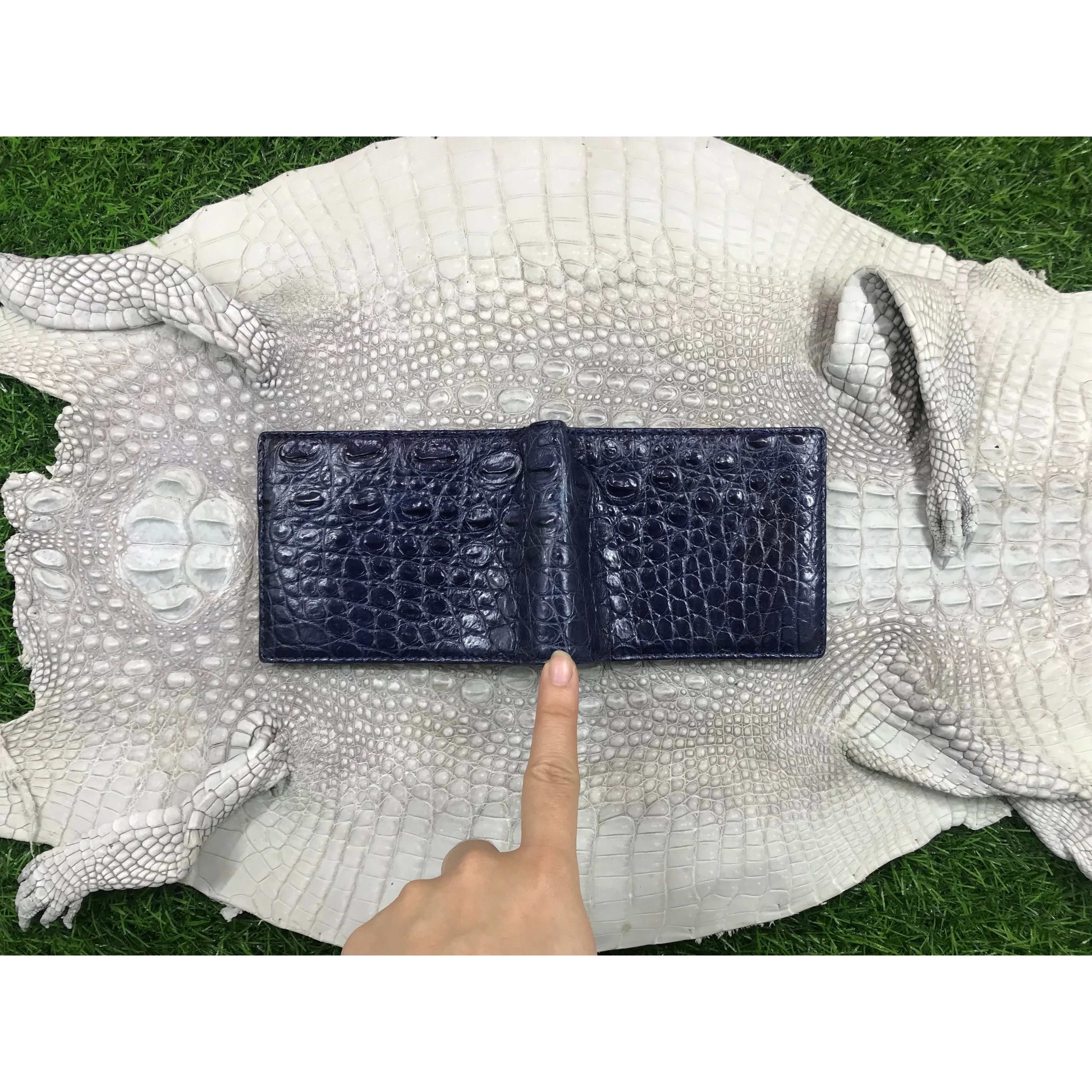 Navy Blue Alligator Skin Bifold Wallet For Men | Handmade Crocodile Leather Wallet RFID Blocking | VL5617